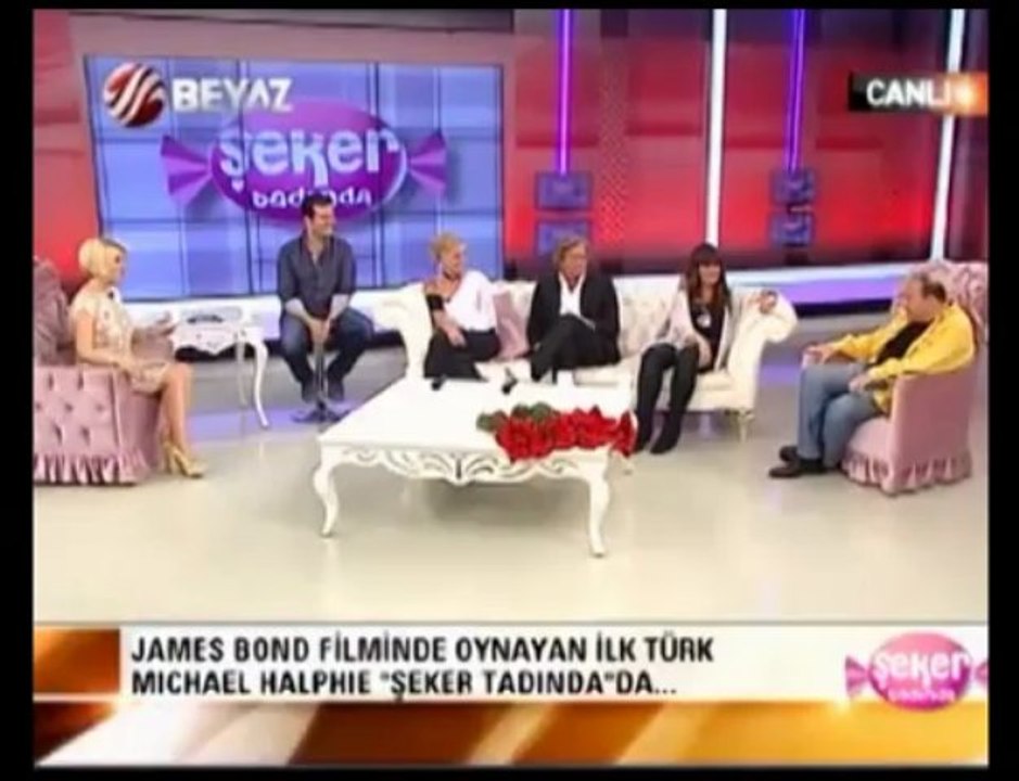 Michael Halphie,Caroline Munro,Bo Shannon & Jayden Morris in Şeker Tadında Beyaz TV 02.06.2013
