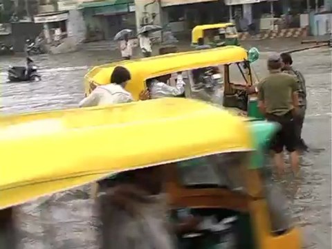 Tv9 Gujarat - Heavy downpour in Ahmedabad