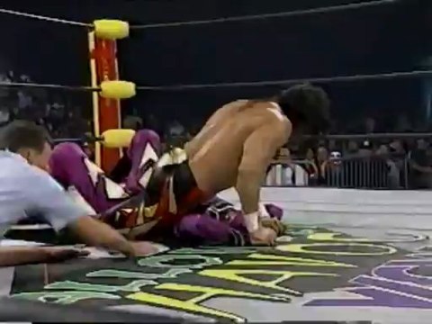 WCW 1997.10.26 Rey Mysterio Jr. vs. Eddie Guerrero - Mask vs. Title Match for WCW Cruiserweight Championship (WCW Halloween Havoc 1997)