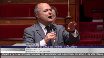 Cumul des mandats : Vif échange entre Bruno Le Roux et Christian Jacob