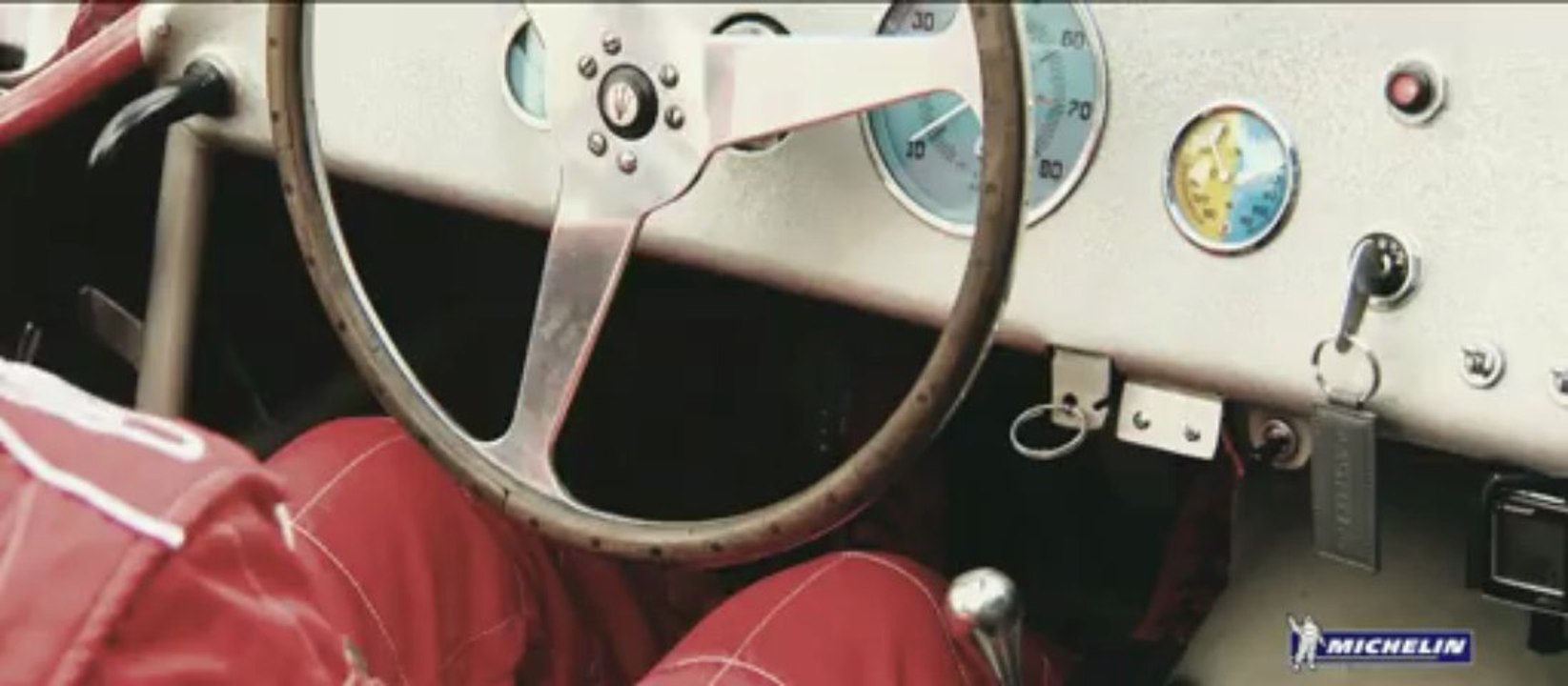 24 Heures du Mans 2013 - Les voitures de Légende au Mans par Michelin