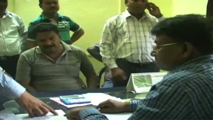On cam- SP leader abuses and threatens RTO officer