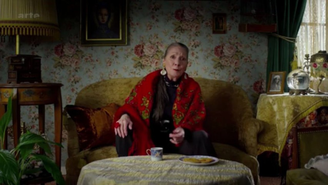 Abend mit Würstchen - Alte Schachteln