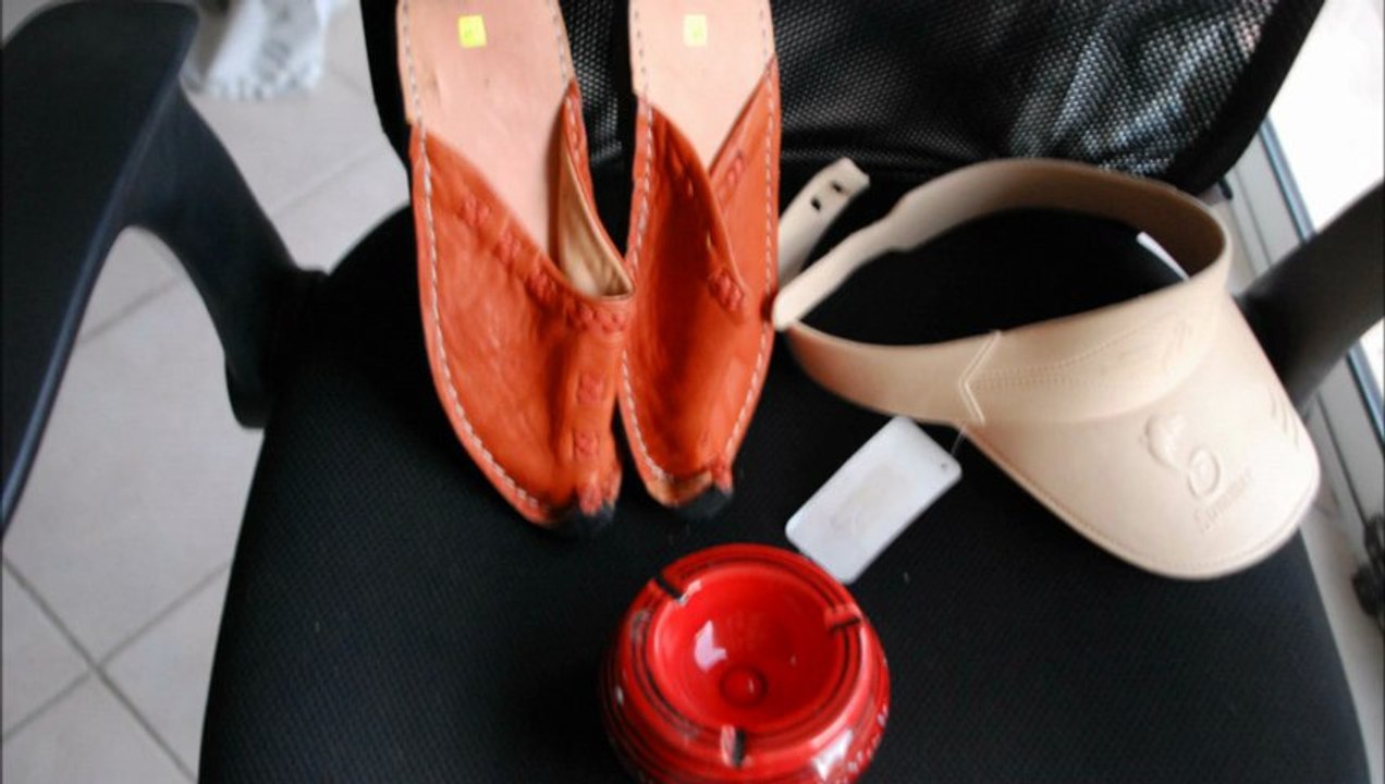 JE VIDE MA MAISON / BROCANTE ANTIQUITE BRIC A BRAC