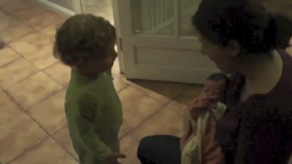 Simon chante pour Amaël