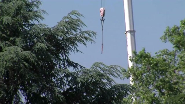 Chantier TSE - montage des deux grues