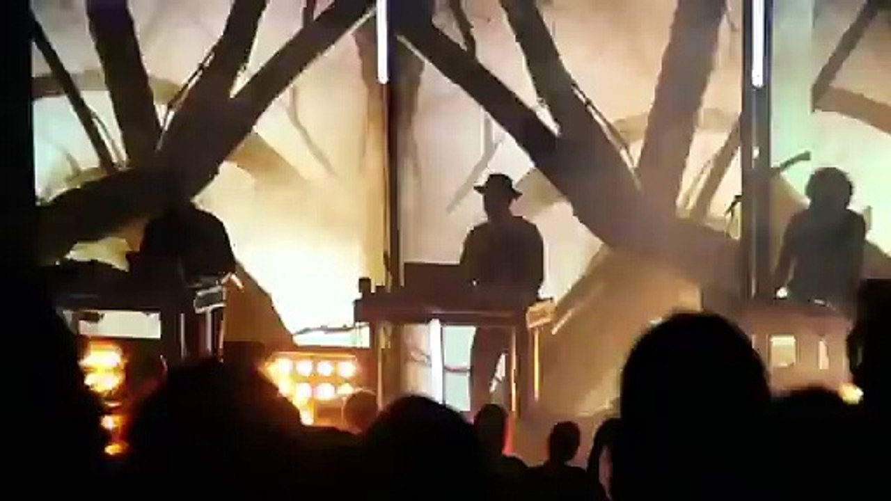 Moderat 'Porc #2' / Live @ Volksbuehne Berlin (2010)