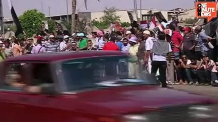 Obama "Deeply Concerned" Over Situation in Egypt