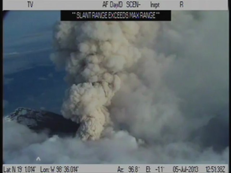 Cancelan vuelos por Popocatépetl