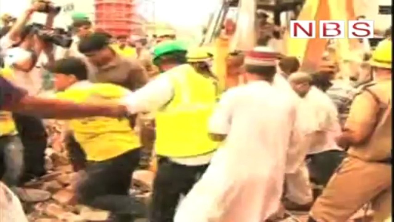 Building under demolition collapses in Delhi, one dead