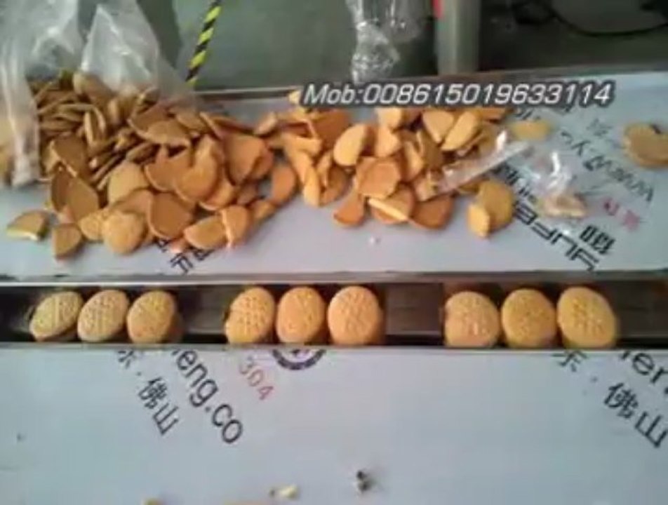 biscuit packing machine ,flow pack biscuit packaging