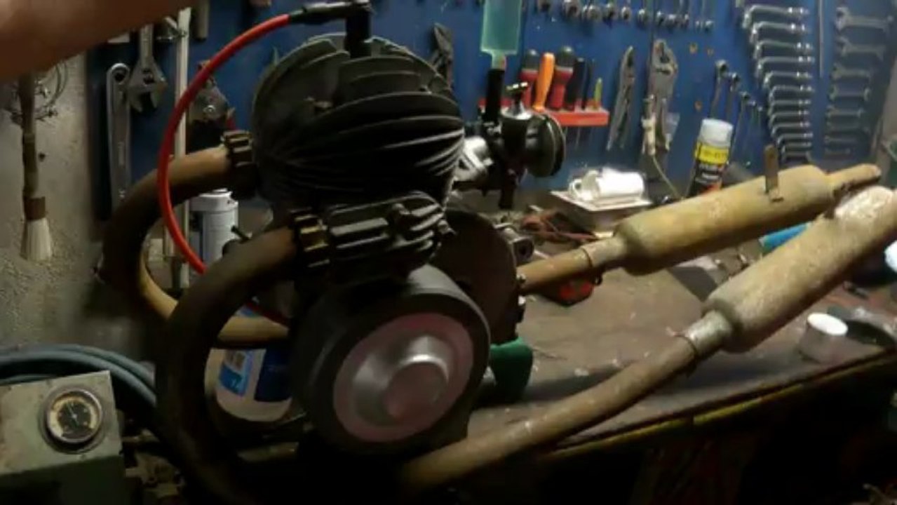 démarrage moteur moto Jonghi 125 E52 1953