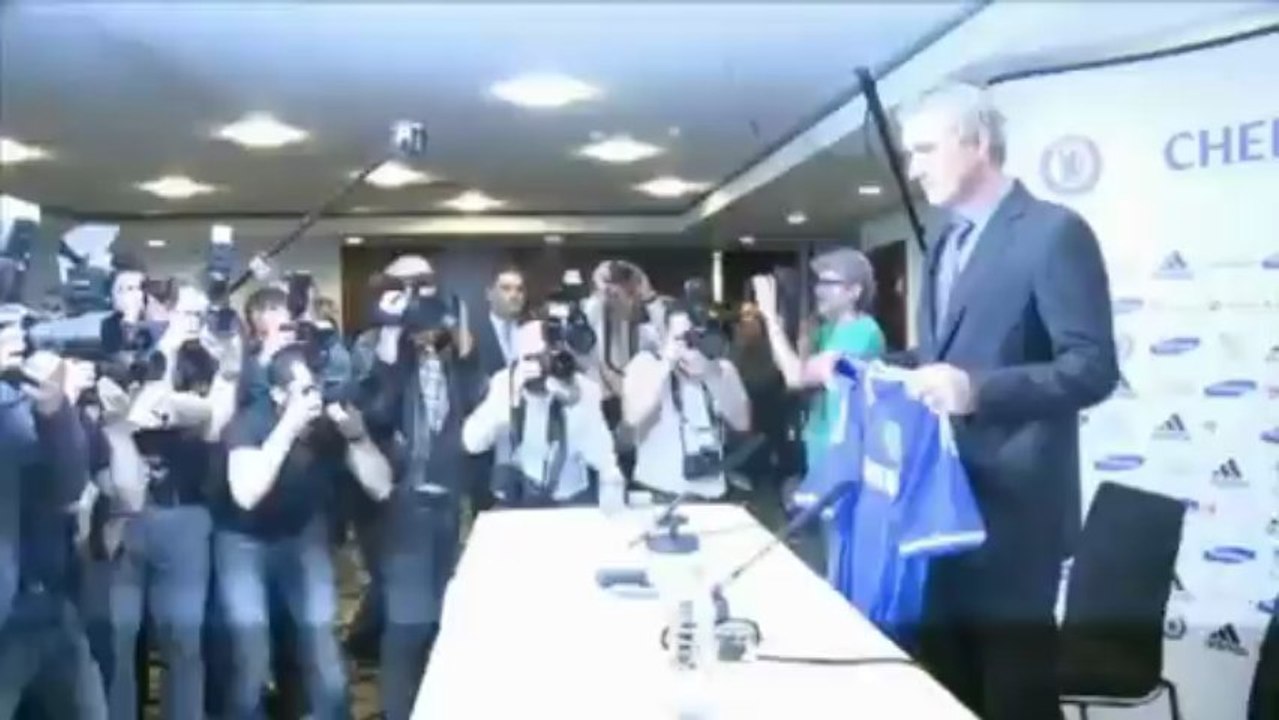 Moyes über United-Spielplan: 'Härtester Saisonstart überhaupt'