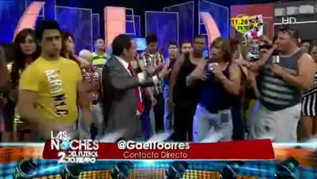 Konan carga a Big Neurosis