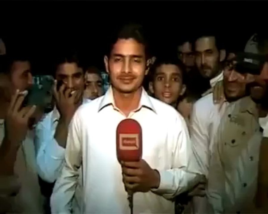 Funny News Clip by Dunya News Reporter