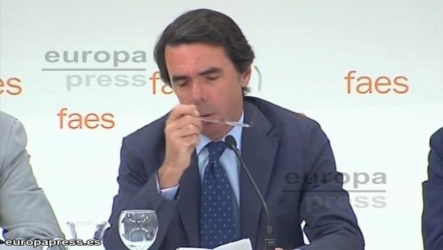 Aznar defiende ante Rajoy sus propuestas de FAES