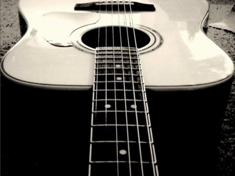 Flying Chords - Acoustic Guitar Ballad