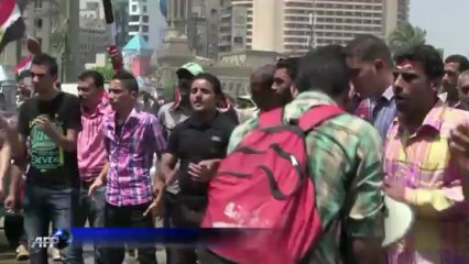 Tahrir Square calm on Sunday morning