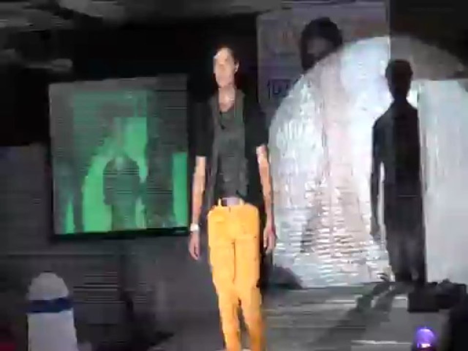Fashion Show in Ambasader Hotel Lahore. (8)