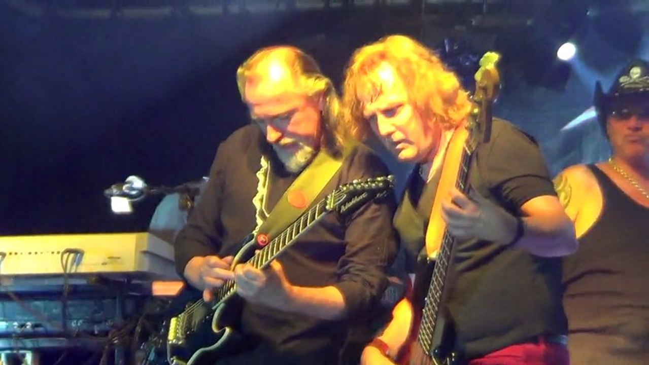 4EIGNER - Feels like the first time (FOREIGNER Cover)