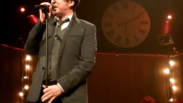 YVES JAMAIT LA DERNIÈRE AU BAR AU THÉÂTRE DES LICES ALBI LE 5 JUILLET 2013