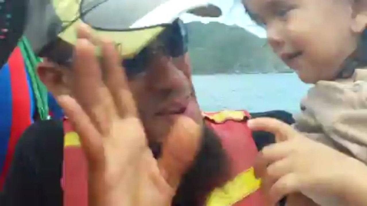 en lancha para maruhuaca