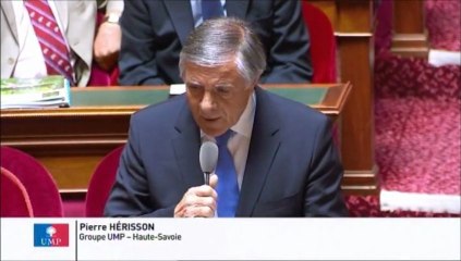 Réduction du budget des agences de l'eau : "La vérité, c’est qu’une fois de plus les collectivités paieront !"