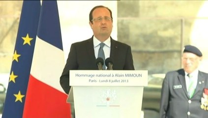 Hollande : Alain Mimoun, porté "par l'amour de la France"