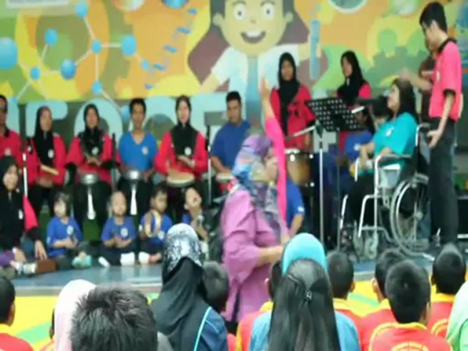 dia datang