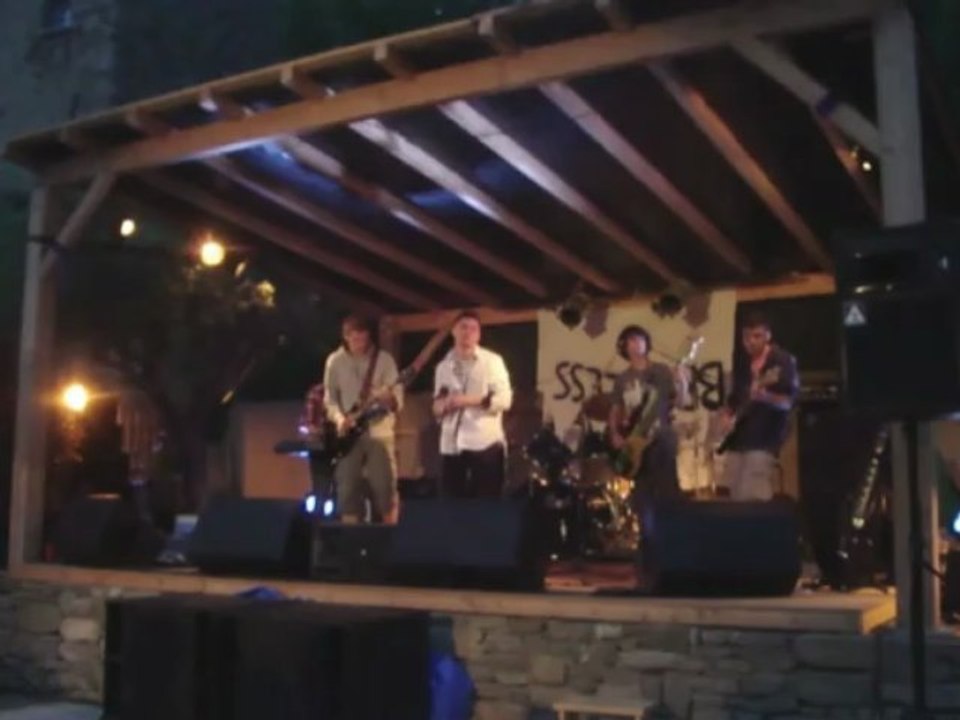 Are You Gonna Be My Girl (Jet cover) - BRAINLESS @Rock in Villefloure