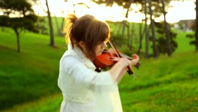 Lord of the Rings Medley - Lindsey Stirling