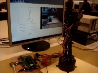 Commande à distance d’un bras articulé