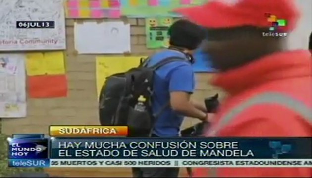 Sudafricanos continúan mostrando su amor a Mandela