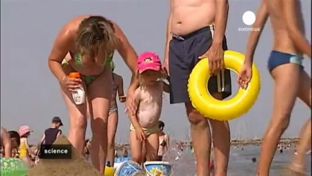 Peut-on se fier aux indices UV des crèmes solaires?