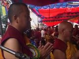 Далай-ламе – 78 лет, тибетцы празднуют