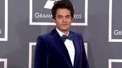 Mayer, Perry reunited; "Despicable" tops box office