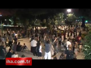 Gezi Parkı geç saatlerde tekrar açıldı