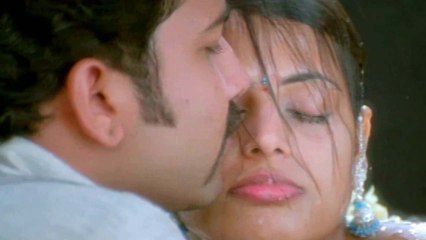 Chandamama Movie Songs - Mukku meeda muddu Pettu - Navadeep Kajal Sivabalaji Sindhu menon