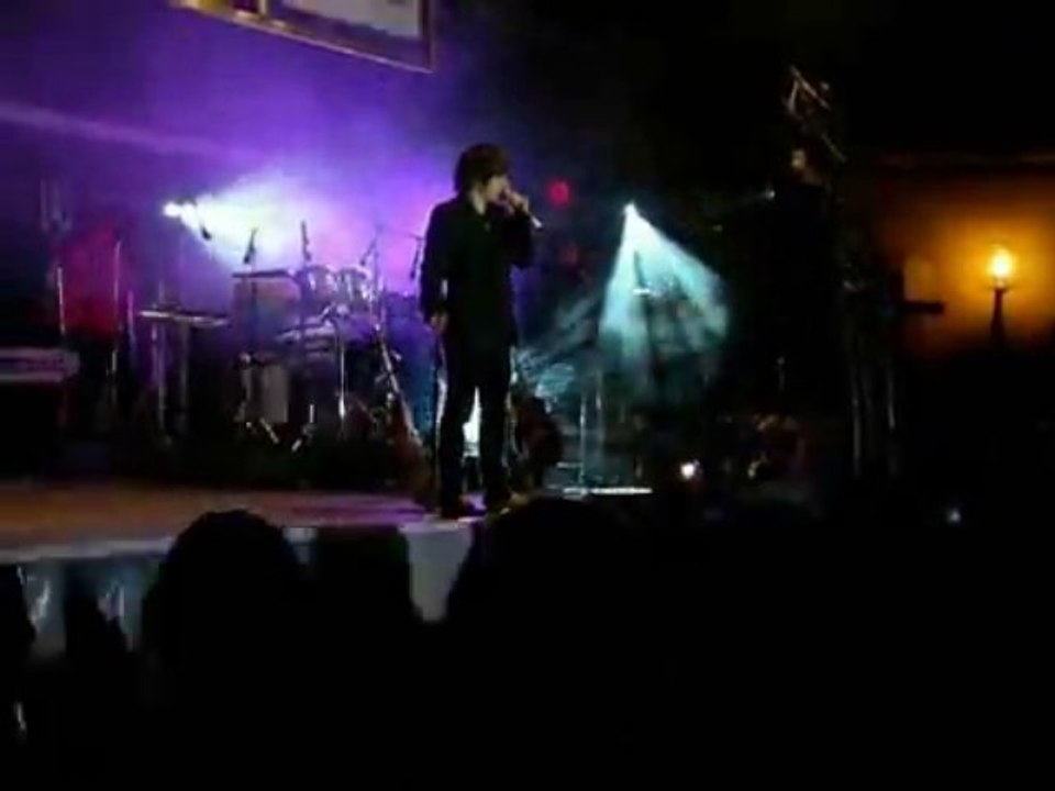 "Big girl you are beautiful" par Quentin Mosimann et la Star'Ac 7 à Tulle le 20 juillet 2008