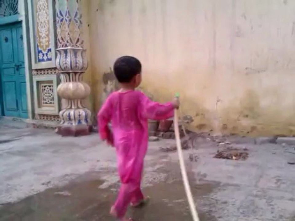 Zain Video