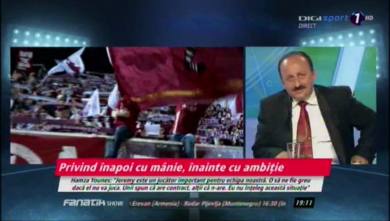 Cristescu recitand