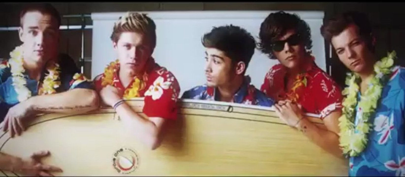 One Direction - Kiss You (Official)