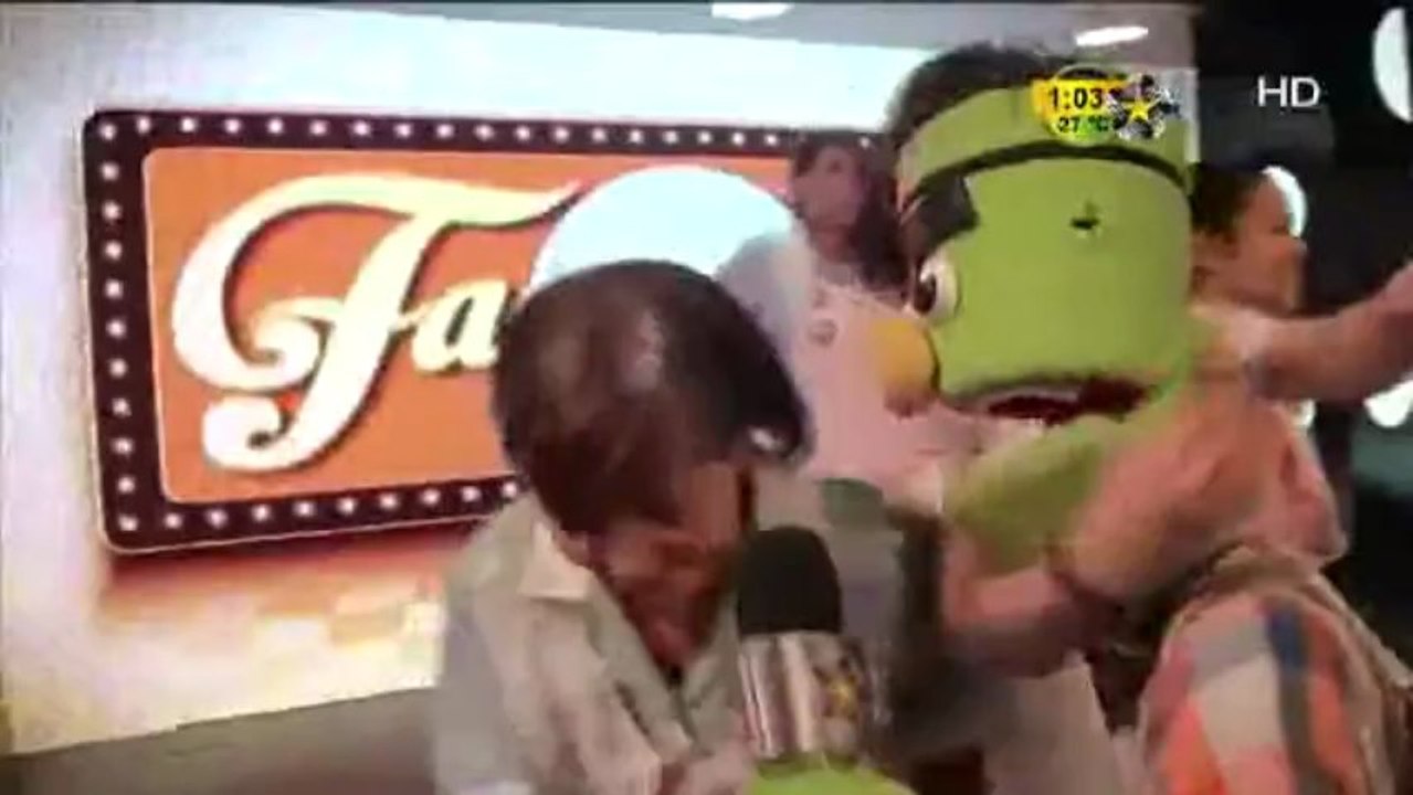 Reportaje de Mister Grin detrás de Cámaras de  Famocienta