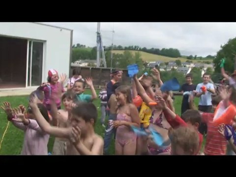 Lipdub Eau - Cyber-base Ecole d'Arvieu