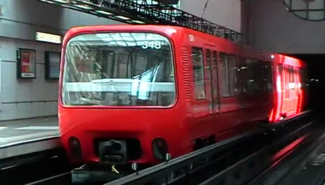 MPL85 : A la station de Gare de Vénissieux sur la ligne D du métro de Lyon