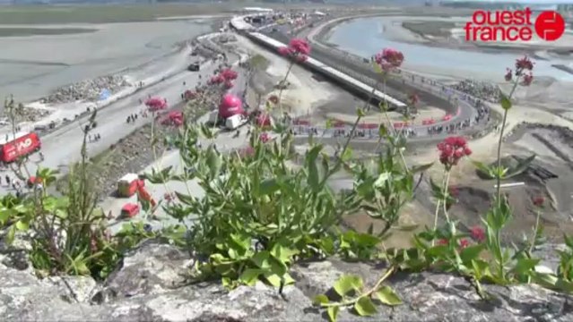 L'arrivée du Tour de France, vue du Mont Saint-Michel