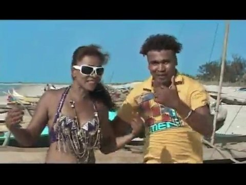 TSY MAGNETSA sy BAGZANA - Tany Vakivaky (gasy - malagasy)
