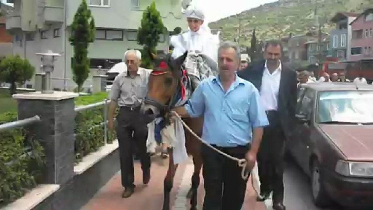 Vezirhan'da bir sünnet düğünü..