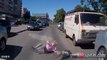 2 enfants écrasés par une voiture en russie.
