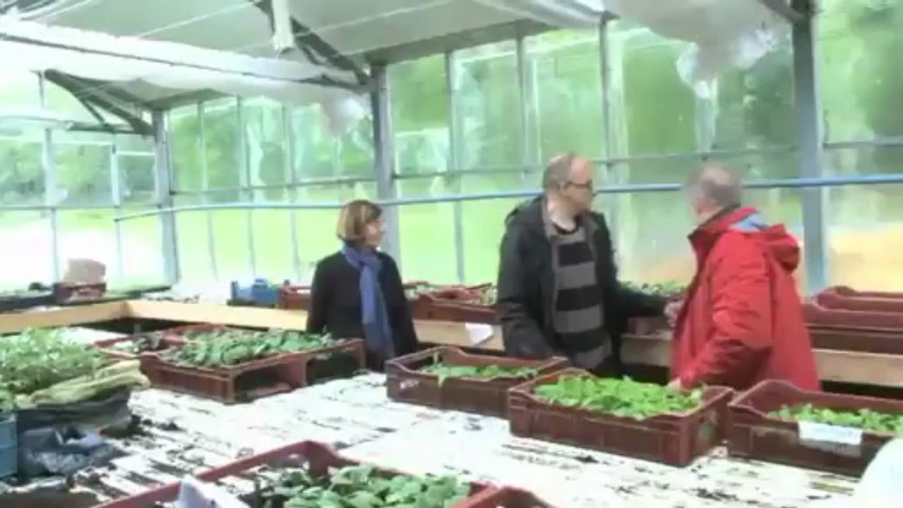 "CONTENT D'ETRE LA" de CampagnesTV  à la Ferme de Moyembrie (Aisne)